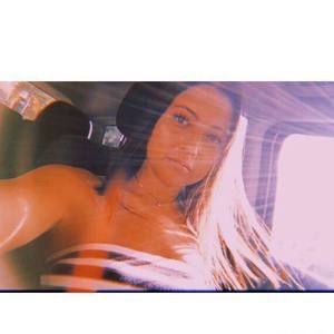 Meet your Posher, Leah